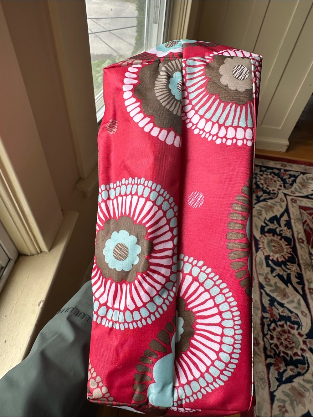 Thirty-One Insulated Lunch Tote Bag Red Floral‎ Monogrammed Letter P - Picture 4 of 7